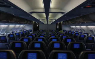 ファーストクラス