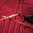 手編みのマフラー（フリー写真）