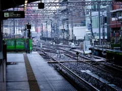 花束を持ったおじいちゃん