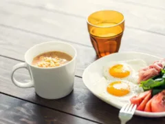 彼女とフライパン