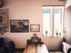 遠くて近い二人