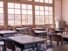 先生の目に浮かぶ涙