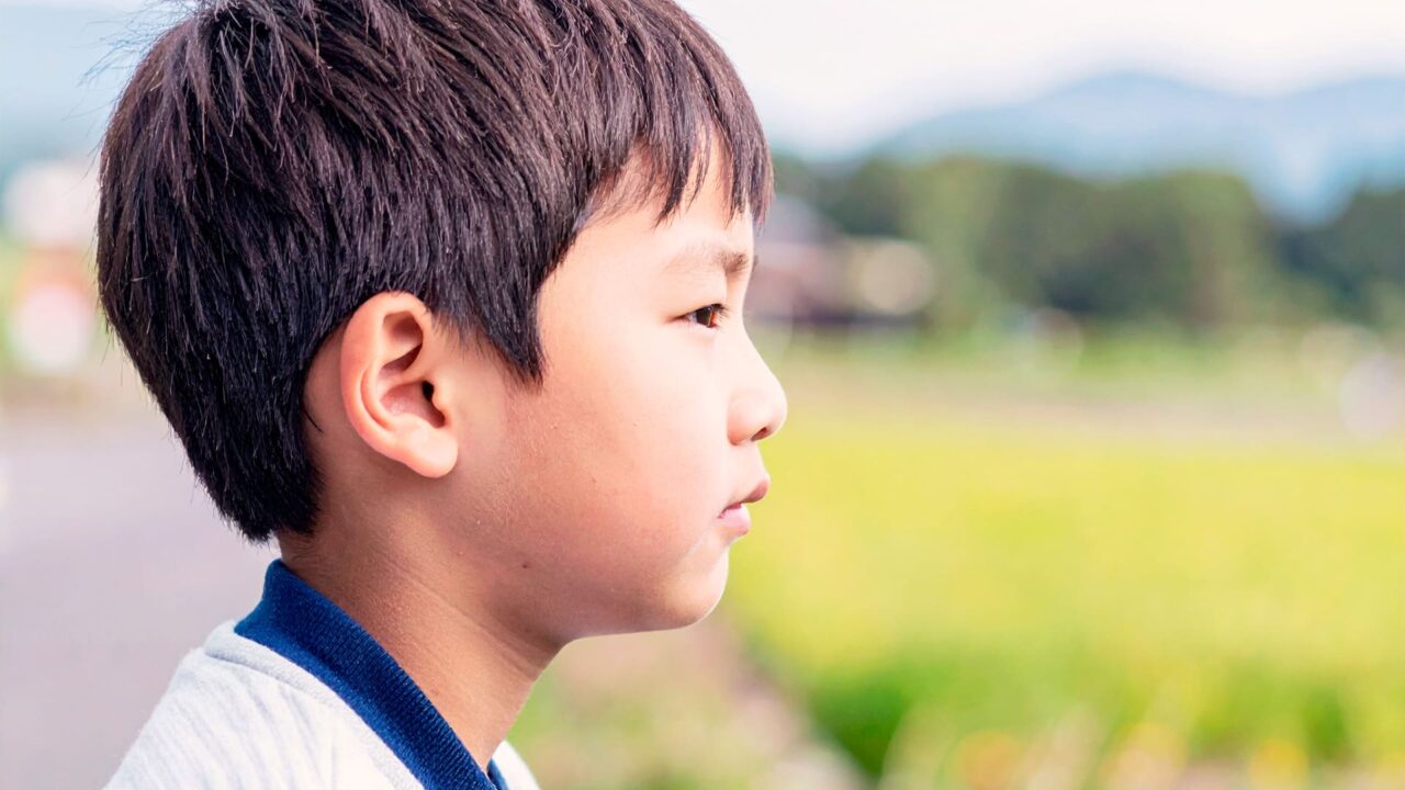 男の子の横顔